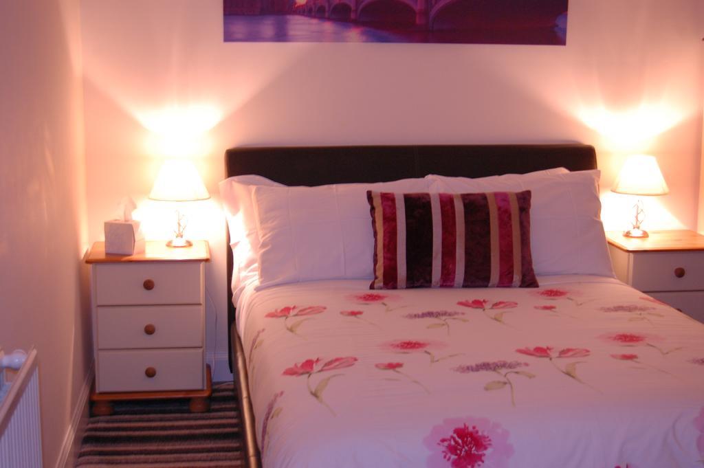 Dawn Break Bed and Breakfast Largs Habitación foto