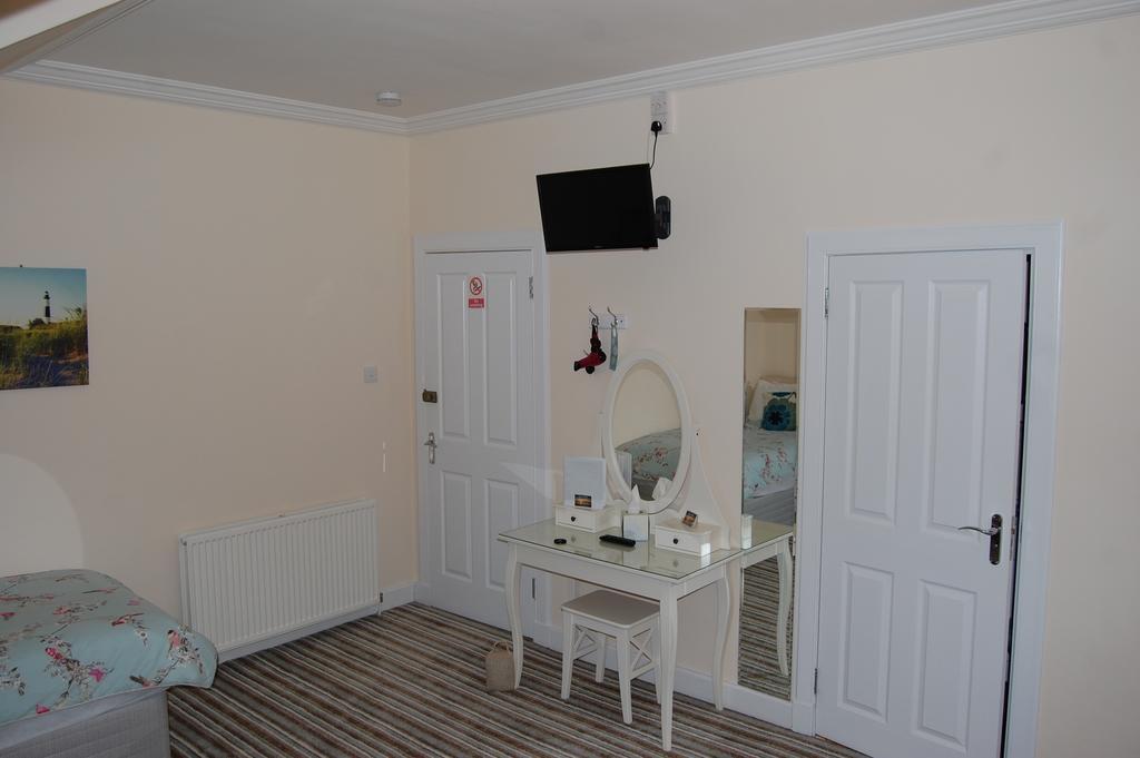 Dawn Break Bed and Breakfast Largs Habitación foto