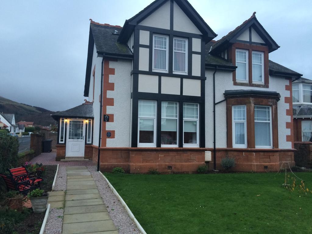 Dawn Break Bed and Breakfast Largs Exterior foto