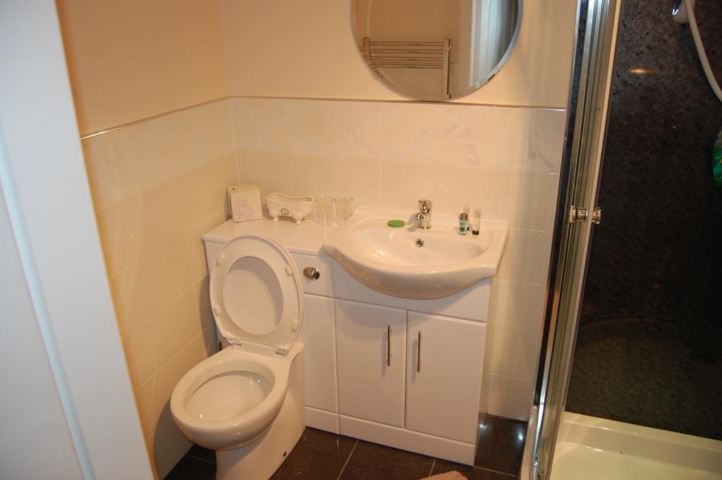 Dawn Break Bed and Breakfast Largs Exterior foto